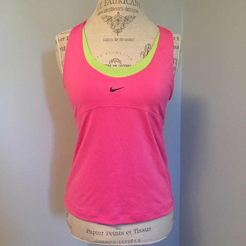 NEW! Pink Nike Training Tank Built-in Bra Liner